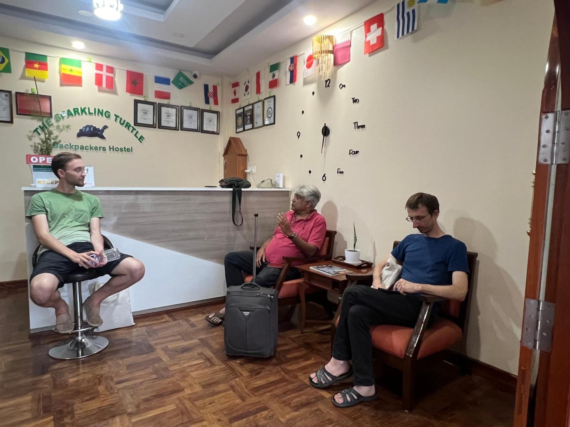 The Sparkling Turtle Backpackers Hostel Κατμαντού Εξωτερικό φωτογραφία